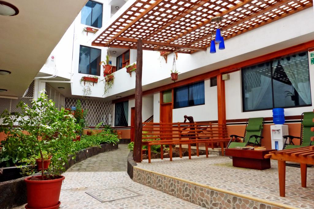 Hospedaje Brisas Del Pacifico Пуэрто-Айора Экстерьер фото