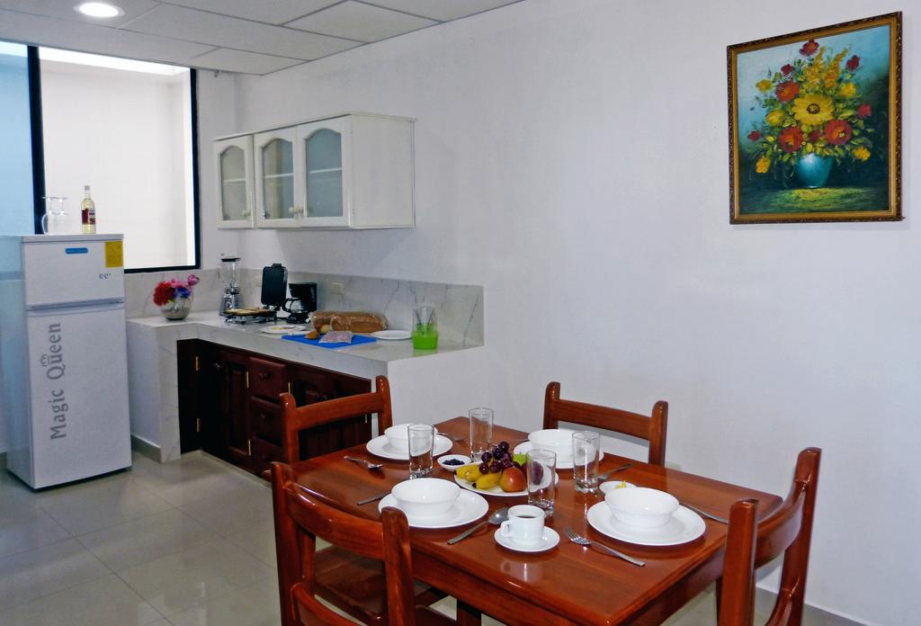Hospedaje Brisas Del Pacifico Пуэрто-Айора Экстерьер фото