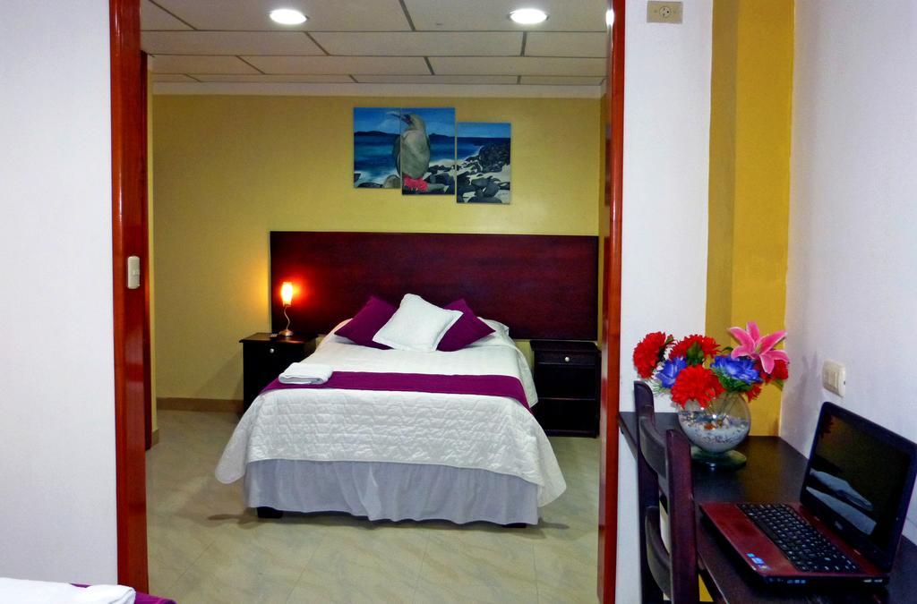 Hospedaje Brisas Del Pacifico Пуэрто-Айора Экстерьер фото